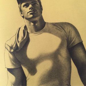 VINTAGE  THE WHITE T BOOK  history of the white t shirt